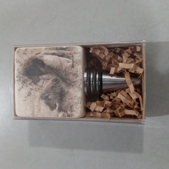 NIB Banovich marble wine bottle stopper - Picture 1 of 4